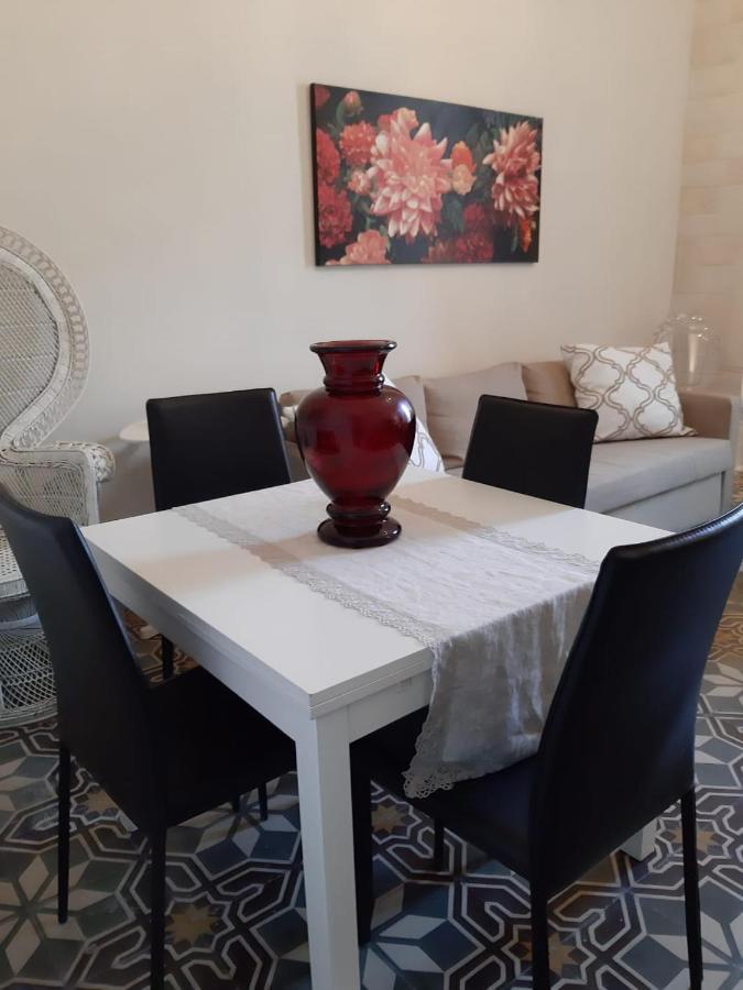 Apartamento Casa Lina Mola di Bari Exterior foto