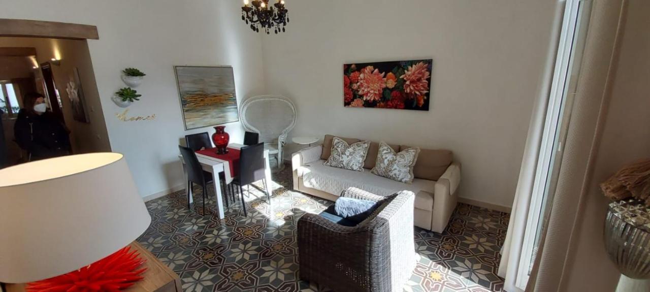 Apartamento Casa Lina Mola di Bari Exterior foto