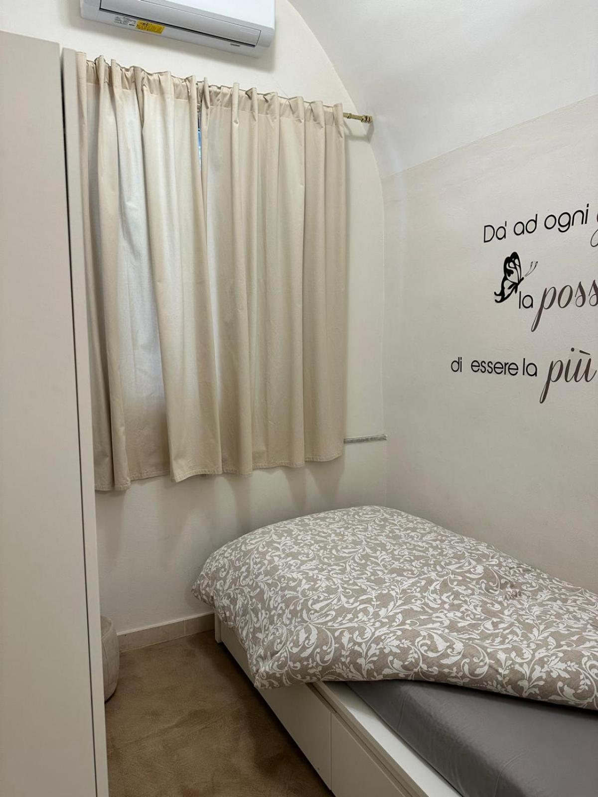 Apartamento Casa Lina Mola di Bari Exterior foto