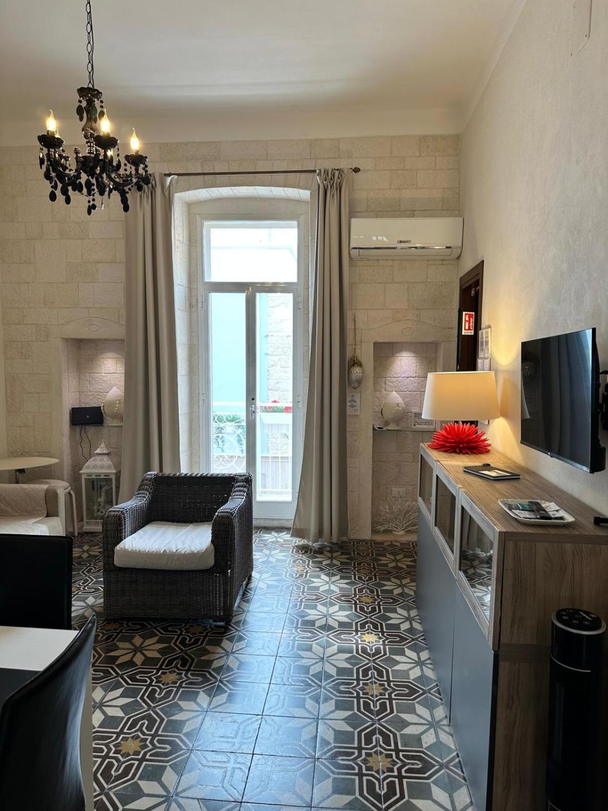 Apartamento Casa Lina Mola di Bari Exterior foto