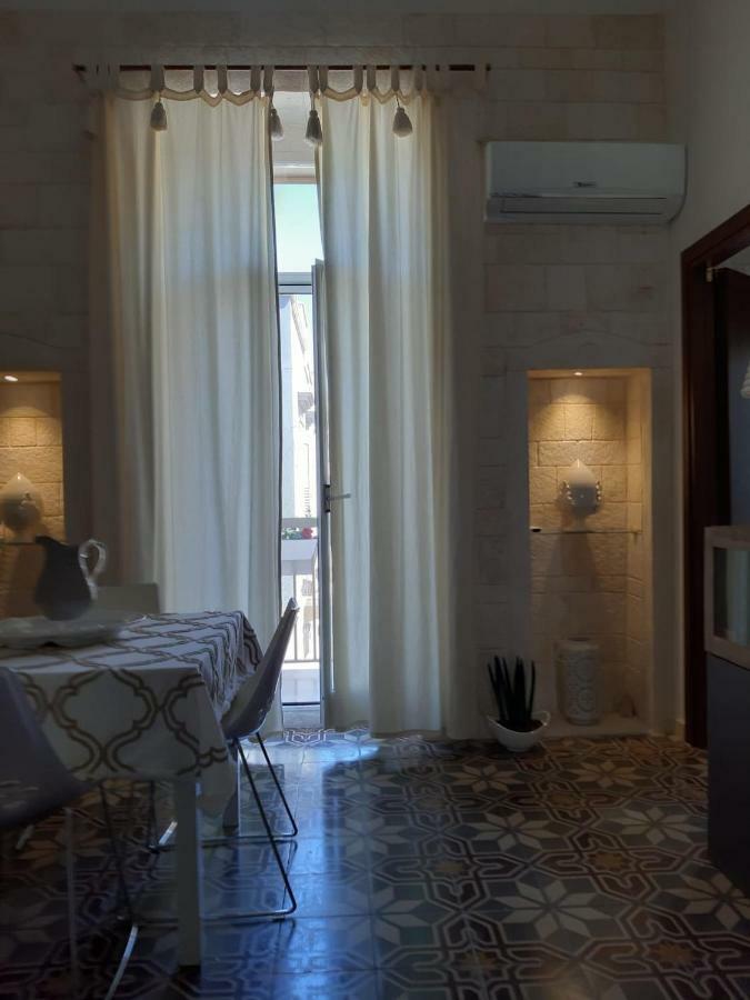 Apartamento Casa Lina Mola di Bari Exterior foto